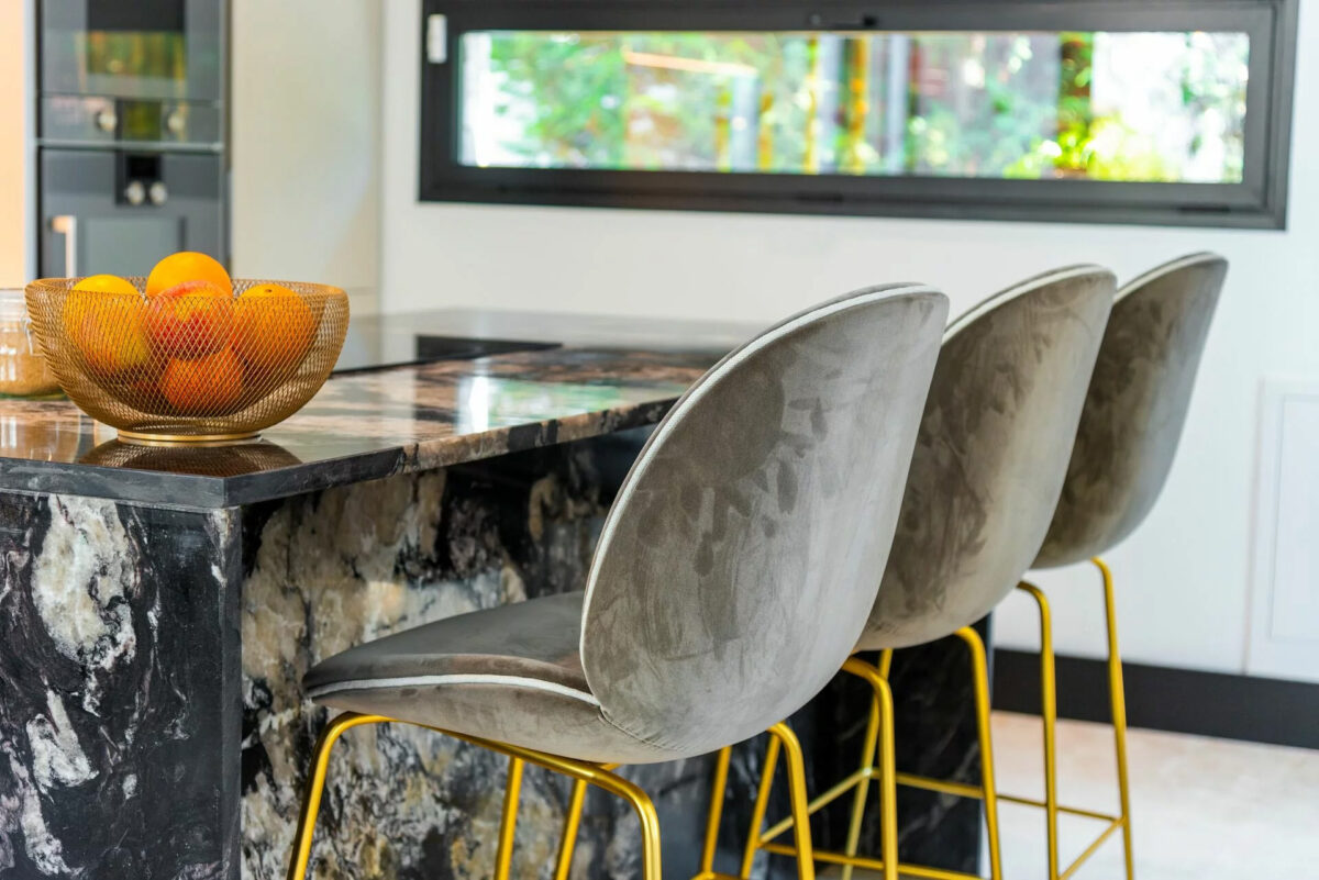 Credits Almodóvar Villas, Peter Kiss